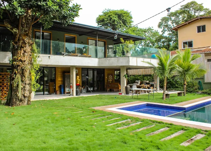 Forest House Retreat